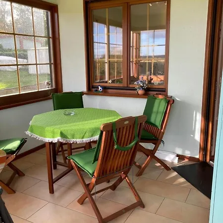 Ferienbungalow Mit Seeblick Dom wakacyjny